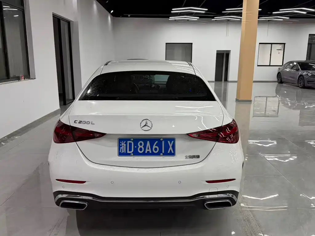 Mercedes-Benz C-Class — миниатюра 8