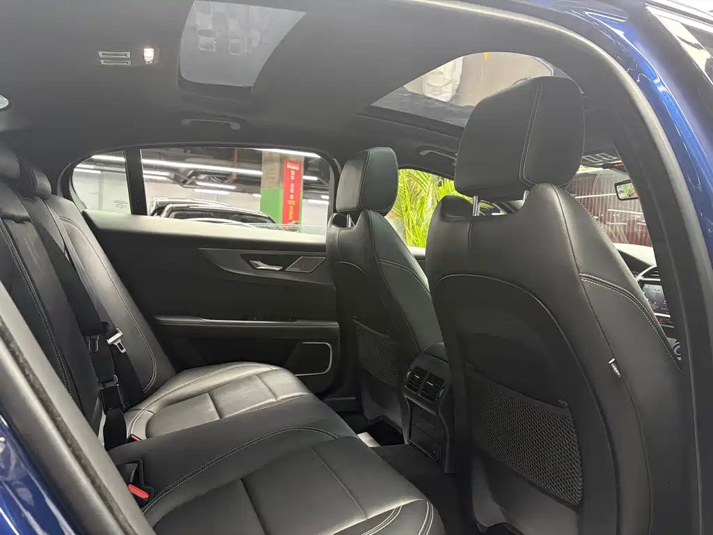 Jaguar XEL — миниатюра 10