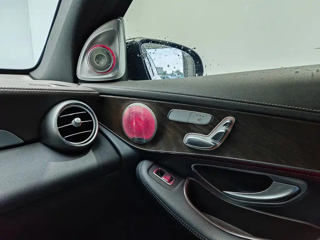 Mercedes-Benz GLC — миниатюра 17
