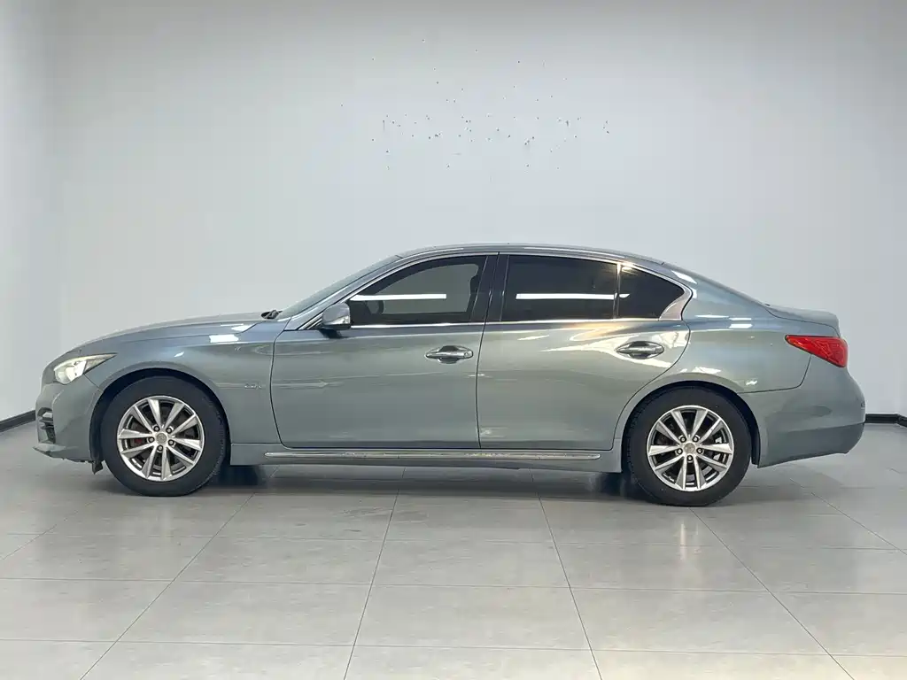 Infiniti Q50L — миниатюра 8