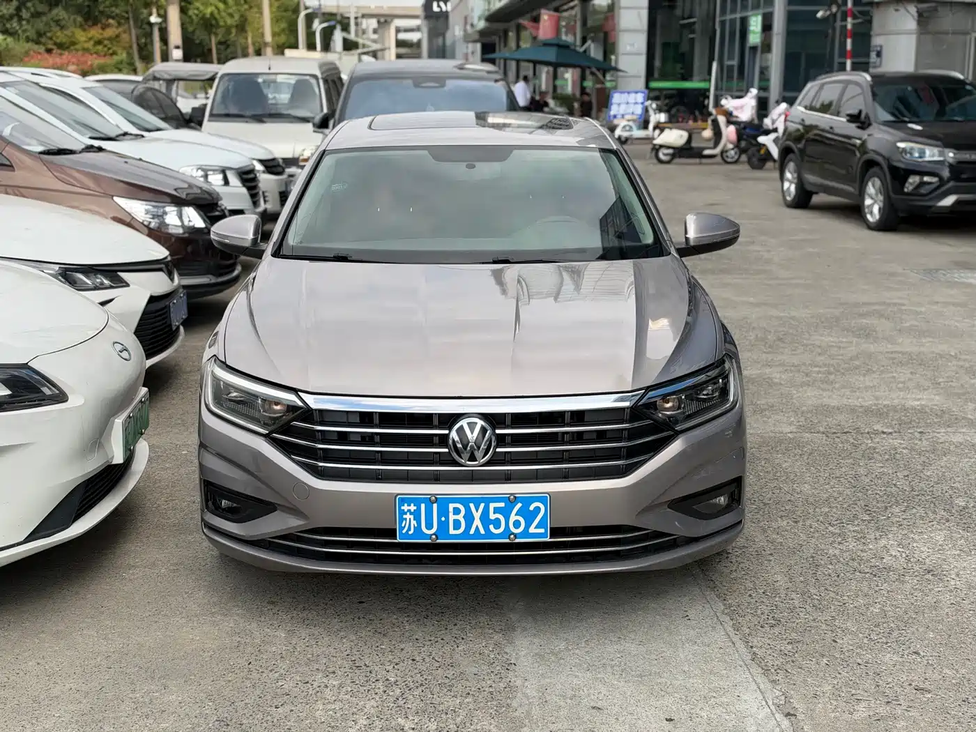 Volkswagen Sagitar