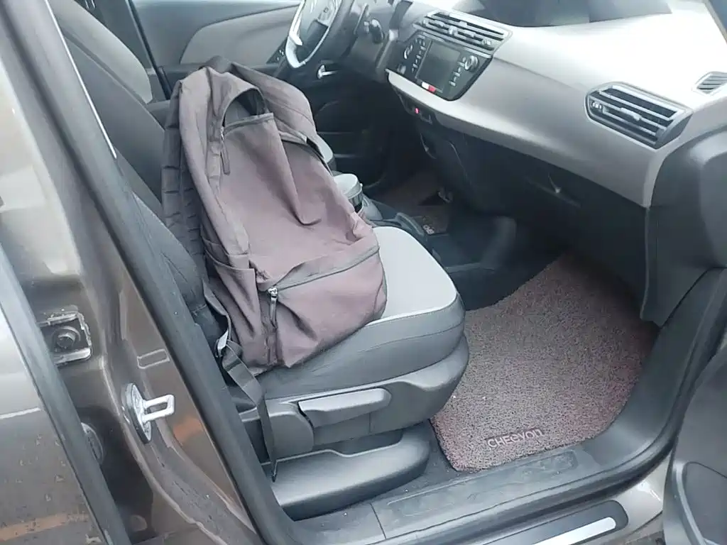 Citroen C4 Picasso — миниатюра 25