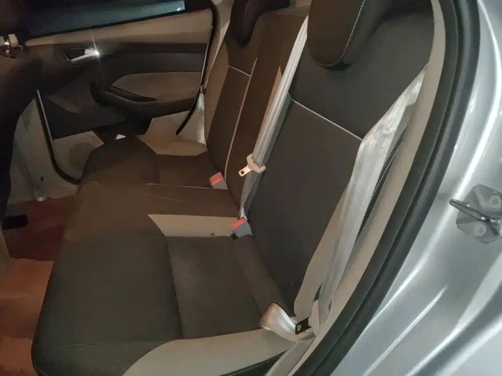 Ford Focus — миниатюра 14