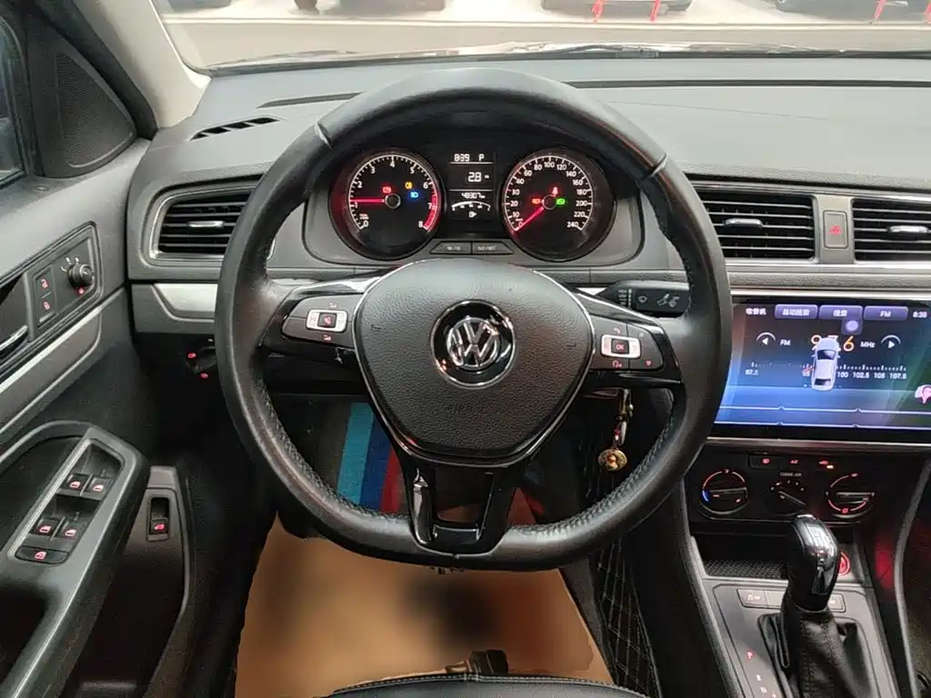 Volkswagen Lavida — миниатюра 11