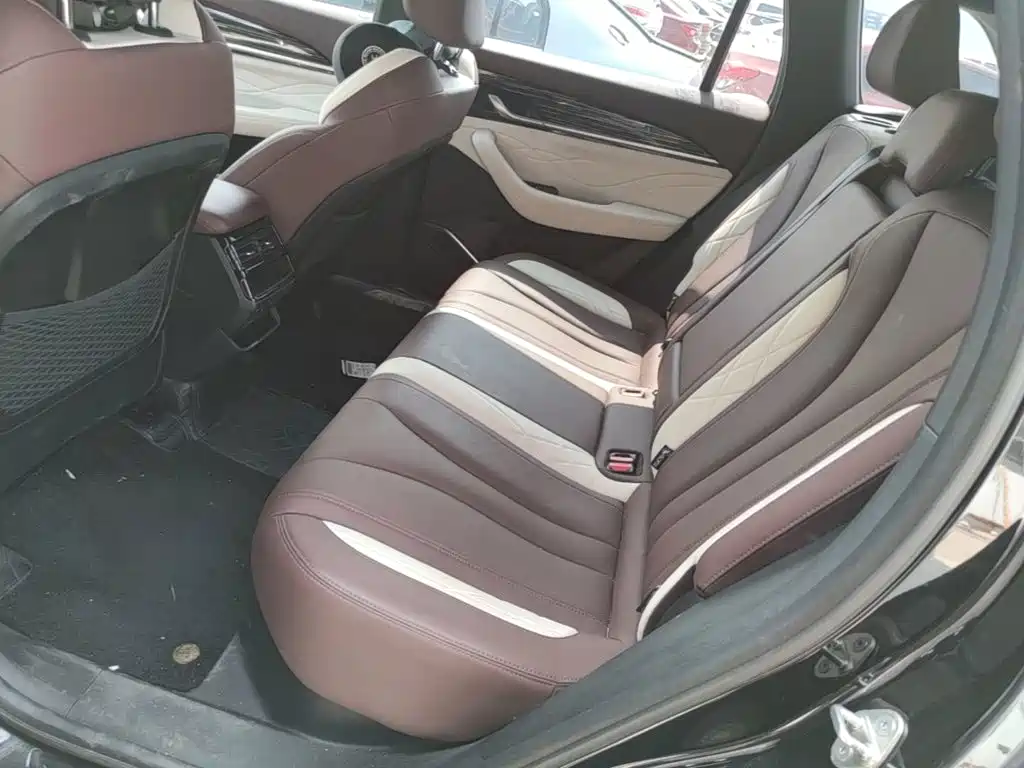 Geely Xingyue L — миниатюра 17