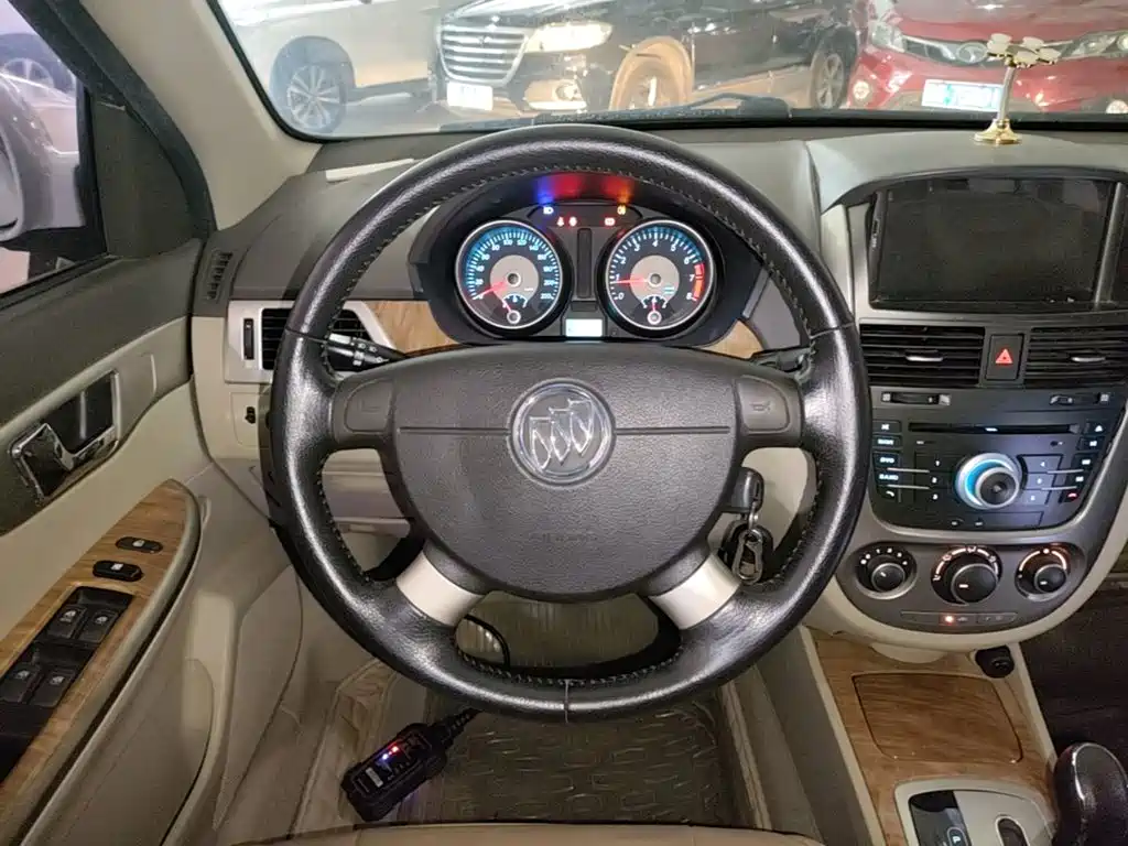 Buick Excelle — миниатюра 11