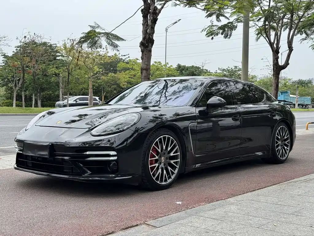 Porsche Panamera 2013