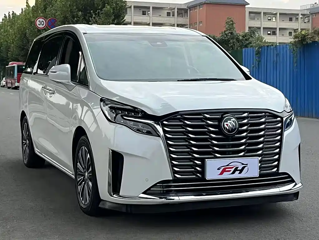 Buick GL8 — миниатюра 3