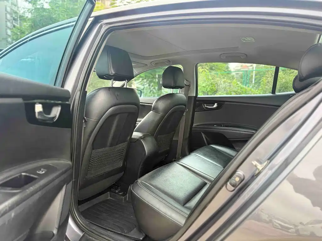 Kia K4 2014 1.8L AT GLS