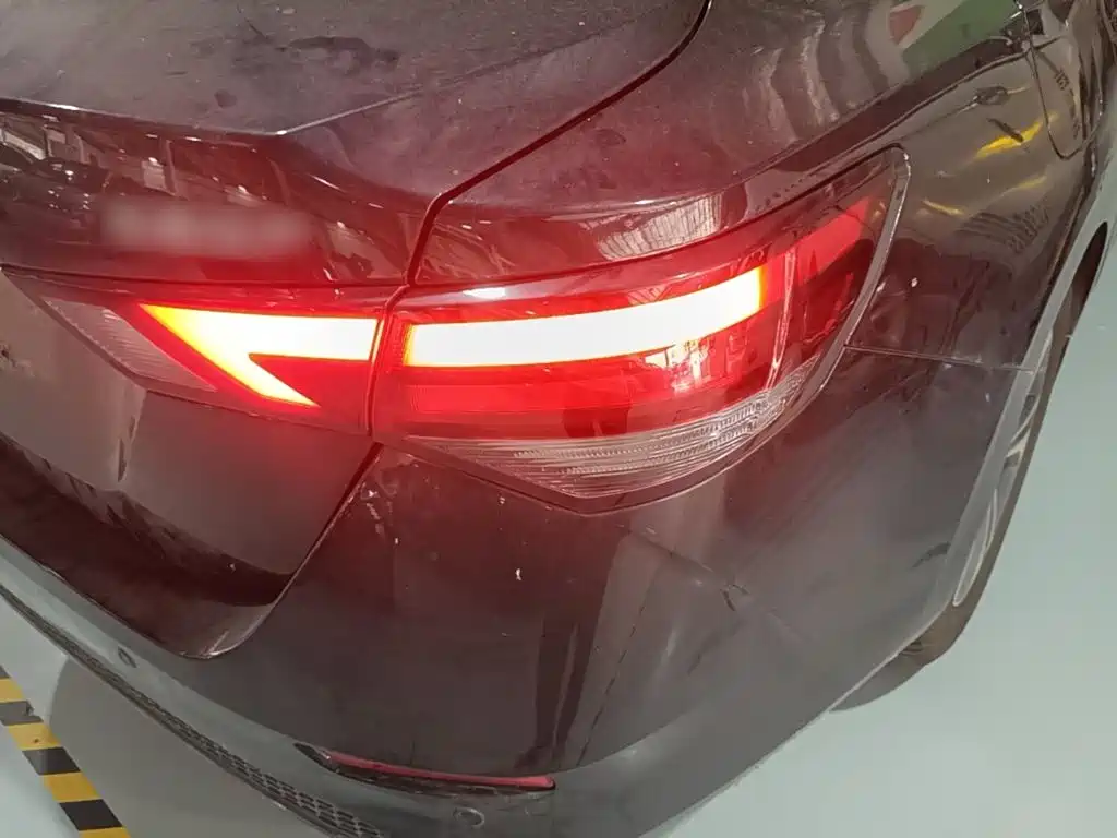 Nissan Sylphy — миниатюра 8