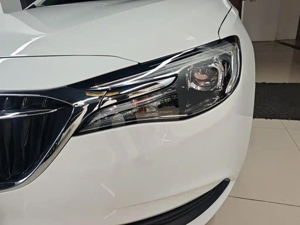 Buick Excelle — миниатюра 24