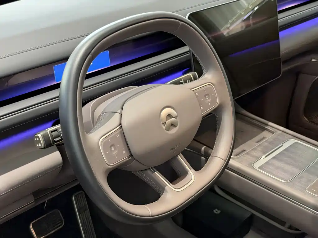 NIO ES8 — миниатюра 4