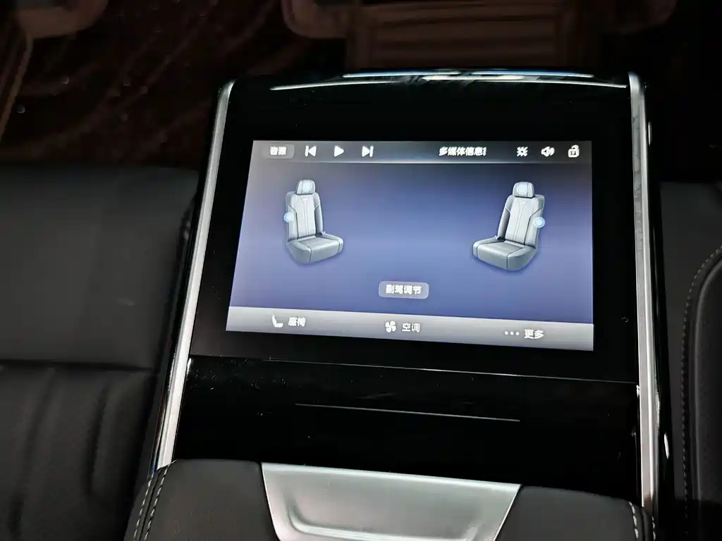 Hongqi Hongqi H9 — миниатюра 11