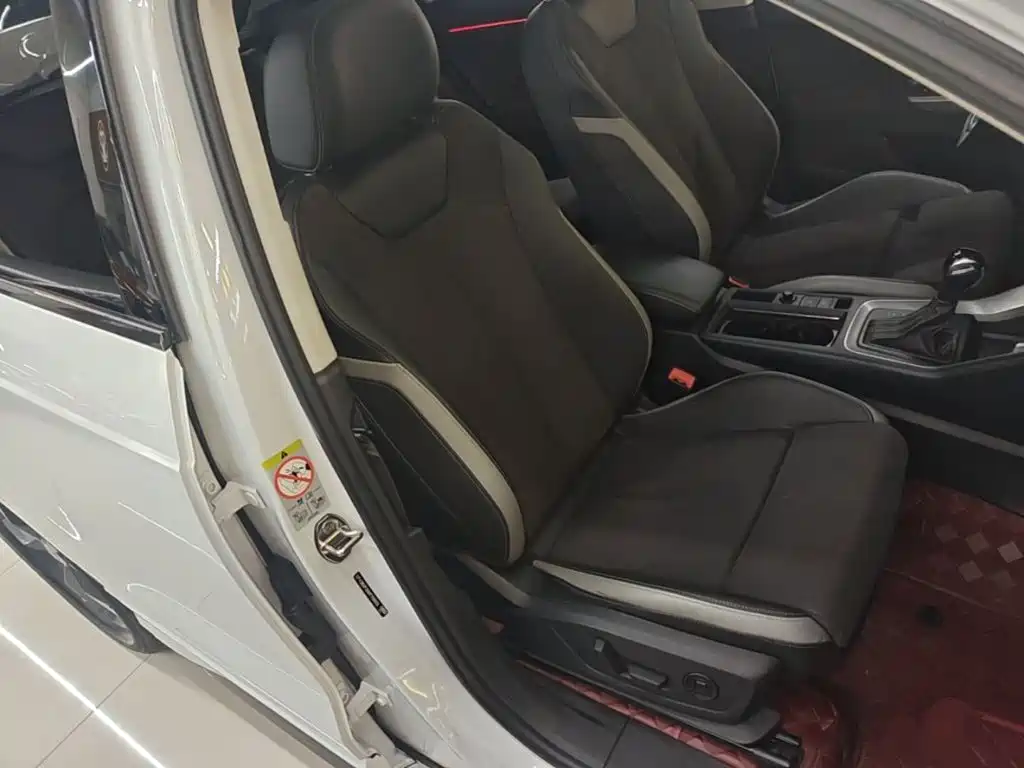 Audi Q3 — миниатюра 25