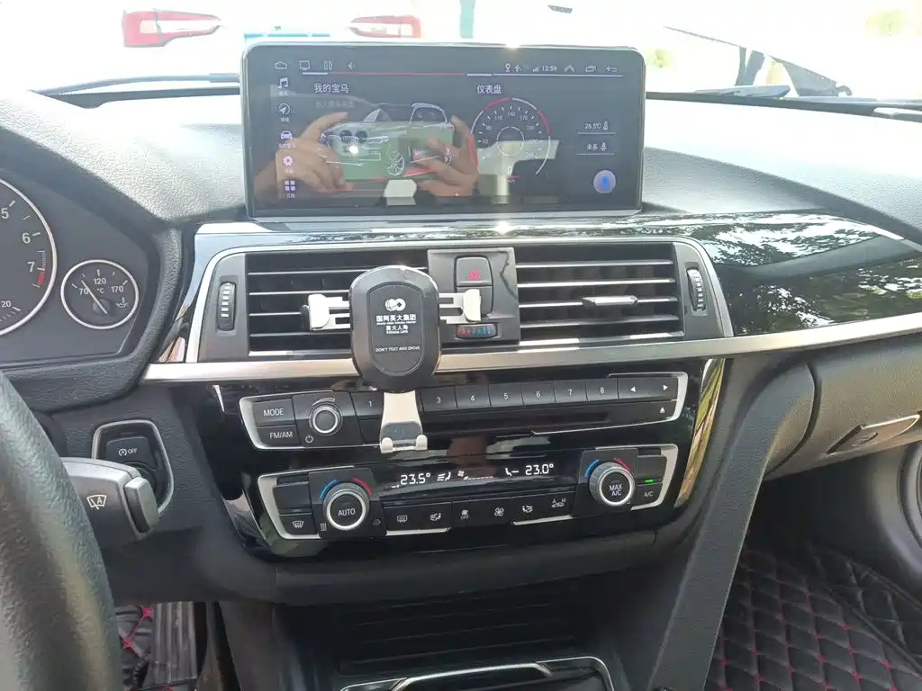 BMW 3 Series — миниатюра 14