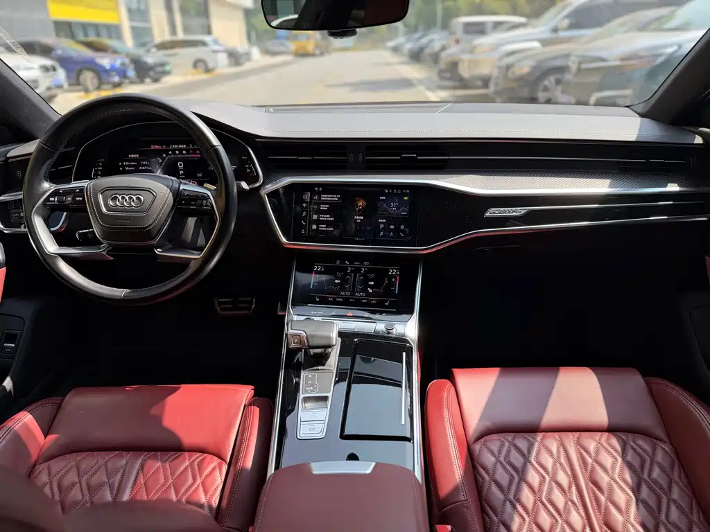 Audi A7L — миниатюра 10