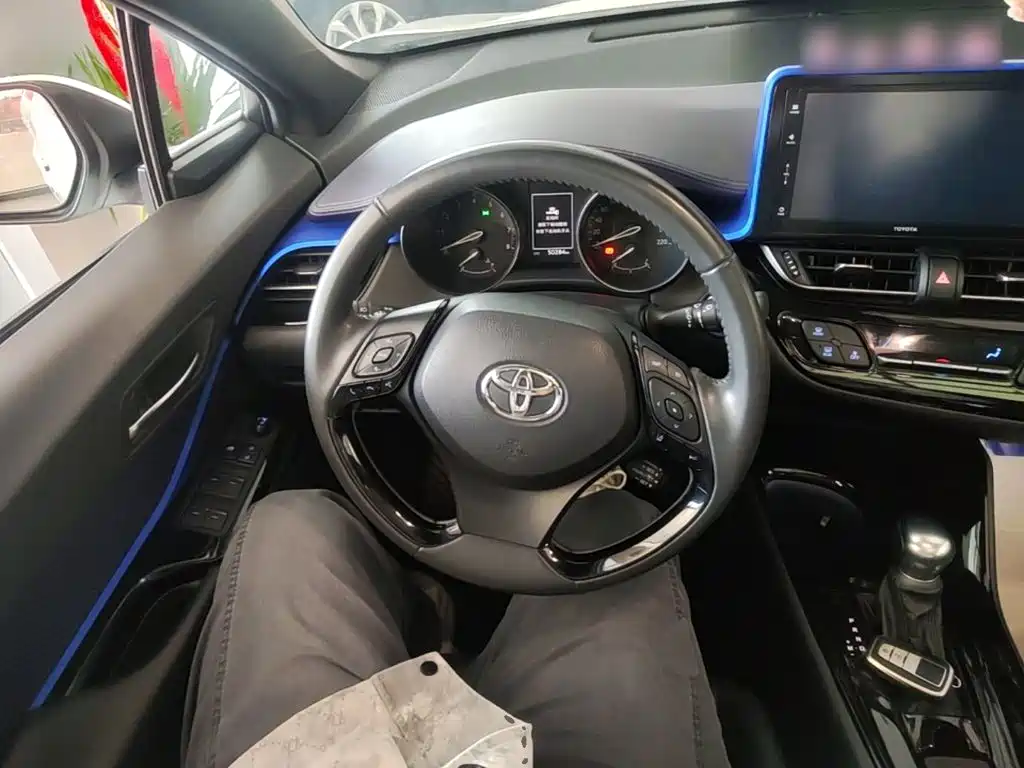 Toyota IZOA — миниатюра 11