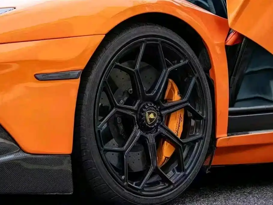 Lamborghini Aventador 2011 LP 700-4