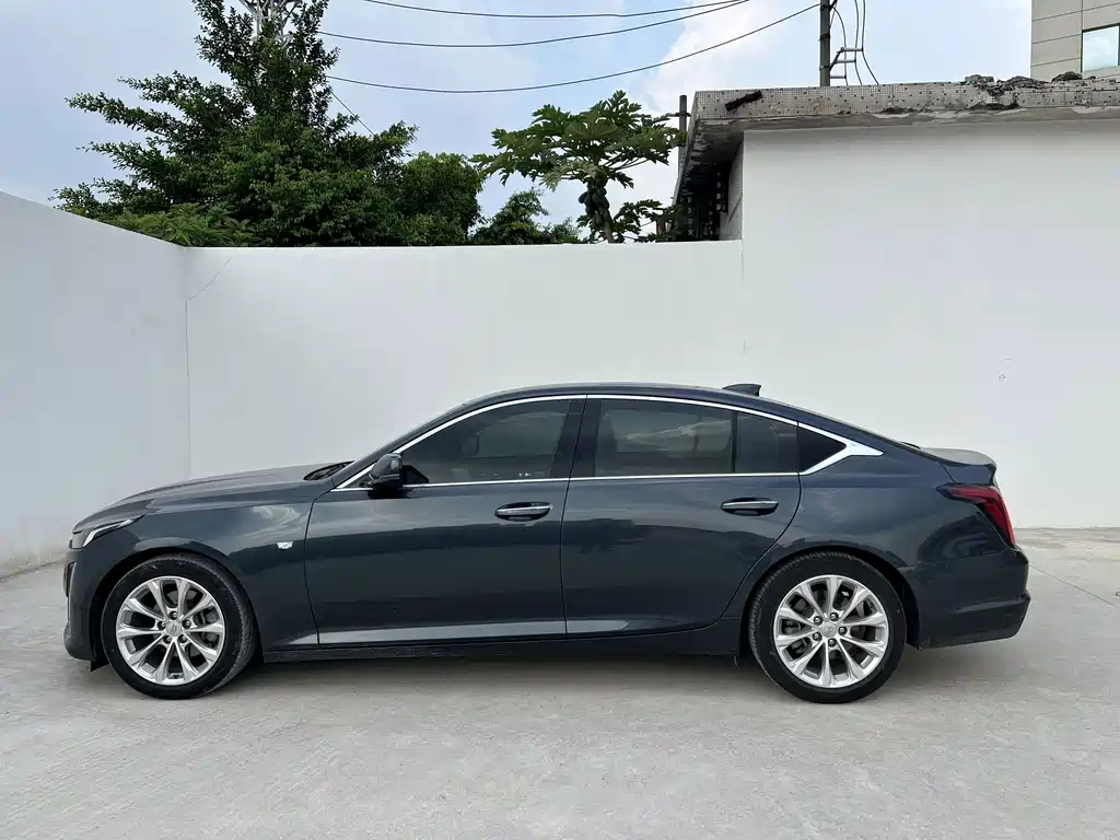 Cadillac CT5 — миниатюра 5