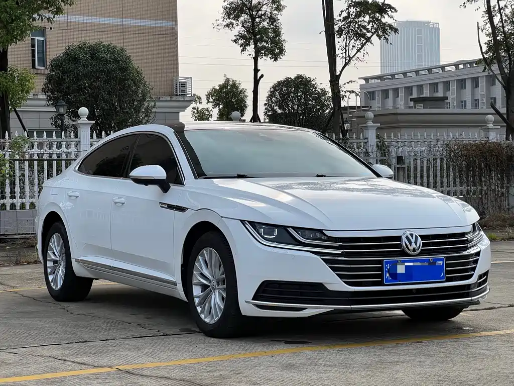 Volkswagen CC — миниатюра 3