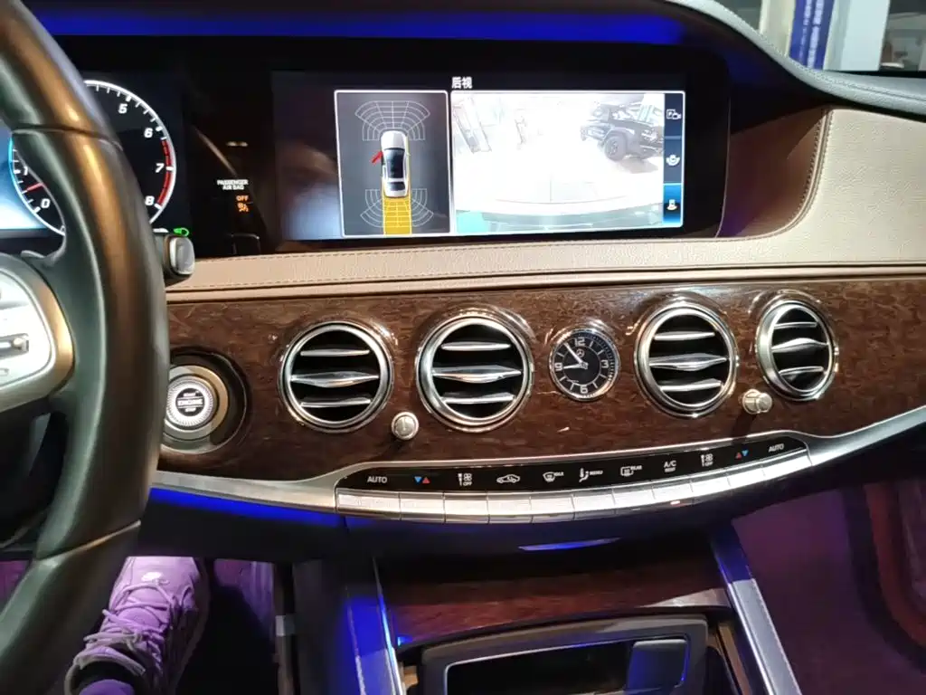 Mercedes-Benz S-Class — миниатюра 13