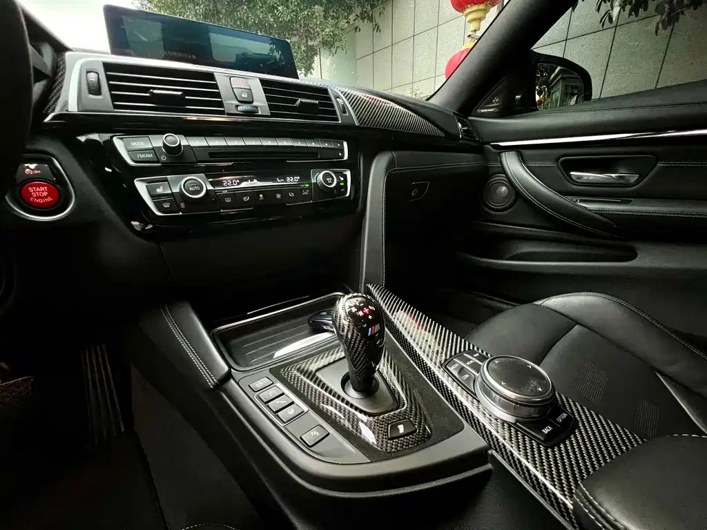 BMW M4 — миниатюра 16