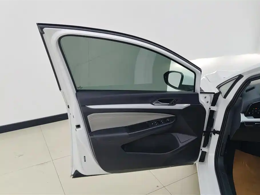 Volkswagen Golf 2023 280TSI DSG Pro