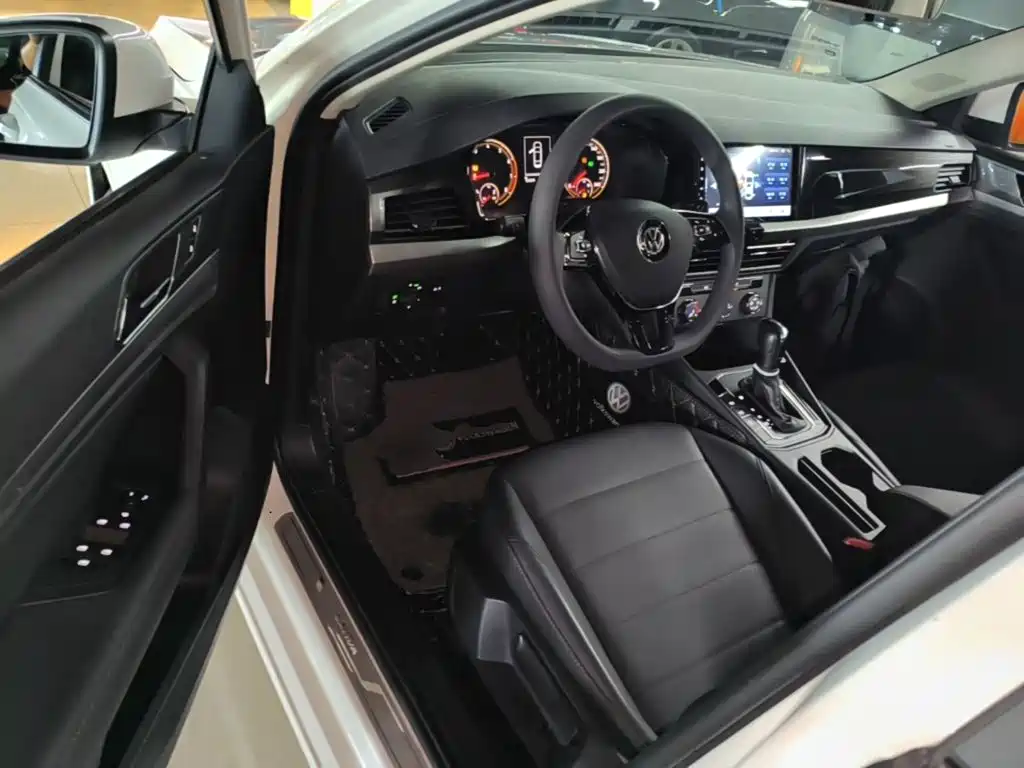 Volkswagen Lavida — миниатюра 16