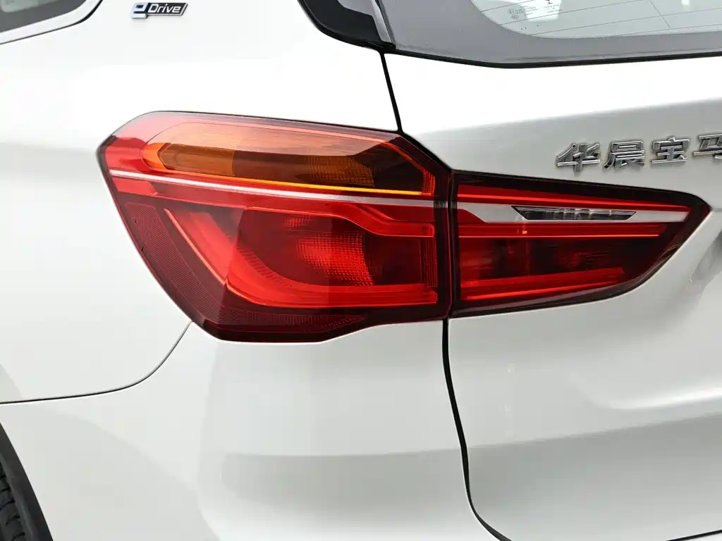 BMW X1 New Energy — миниатюра 7