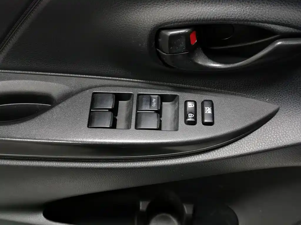 Toyota Vios — миниатюра 9