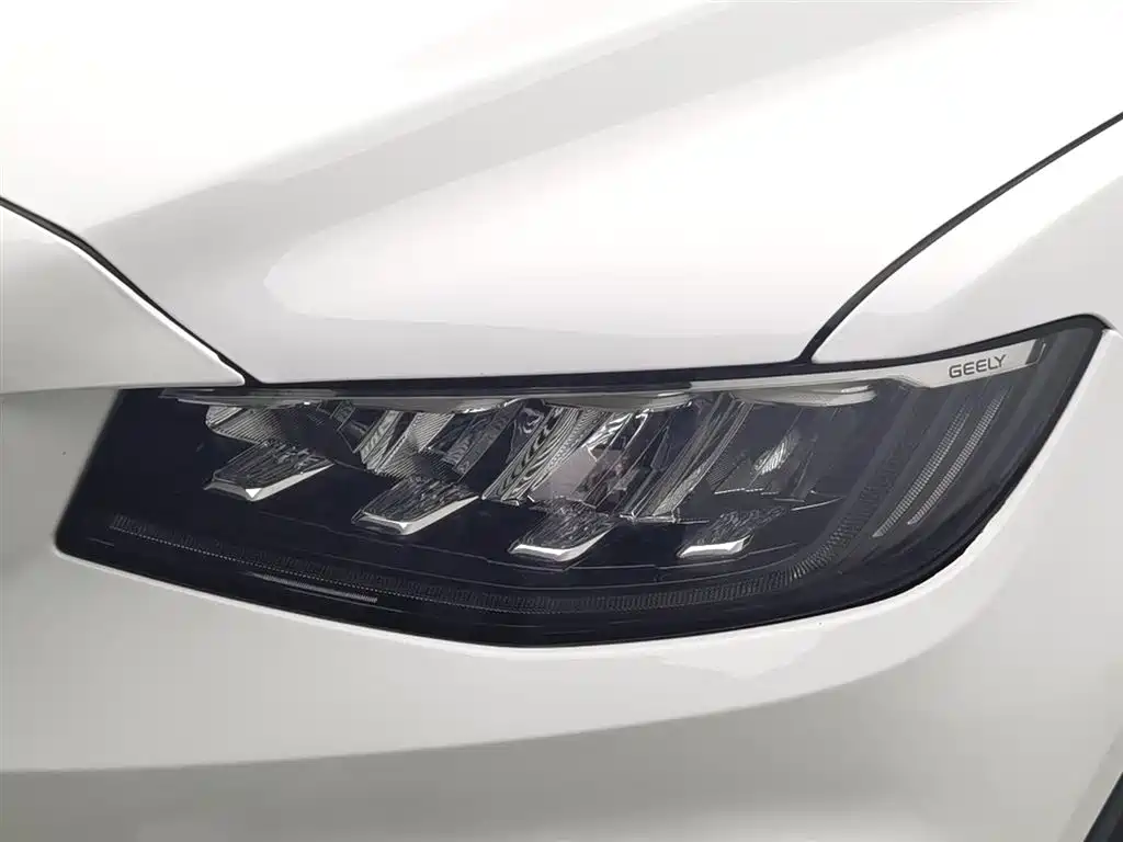 Geely Boyue 2020 1.8TD DCT PRO