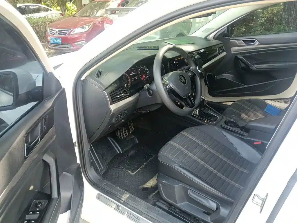 Volkswagen Lavida — миниатюра 14