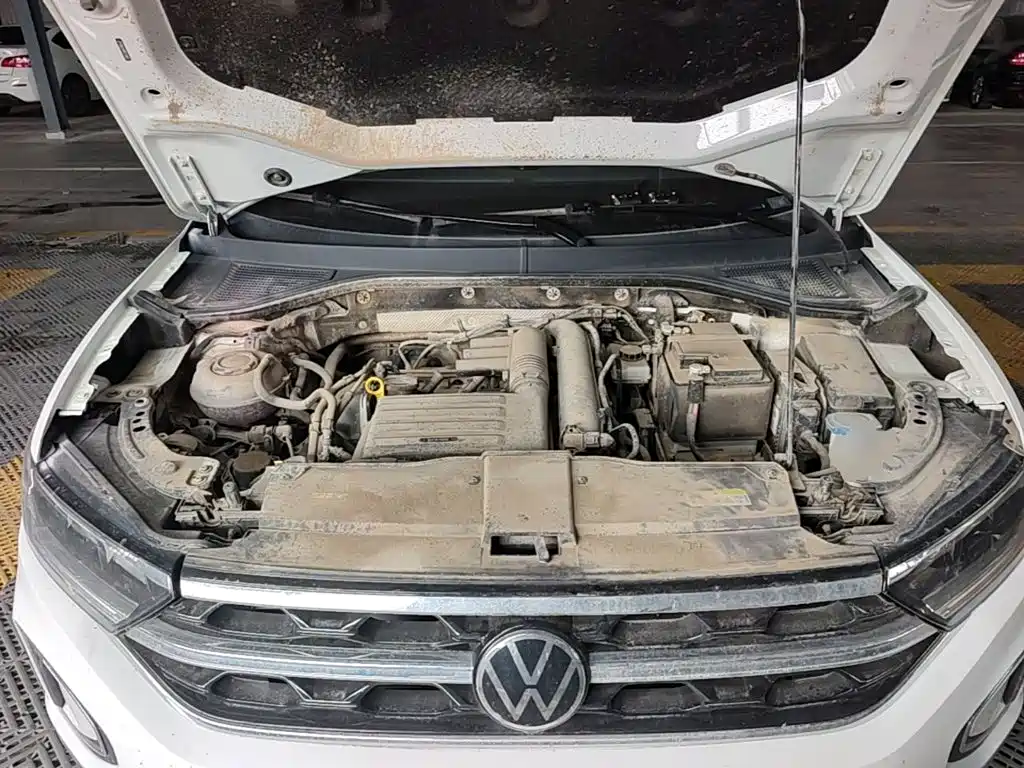 Volkswagen T-Roc — миниатюра 20