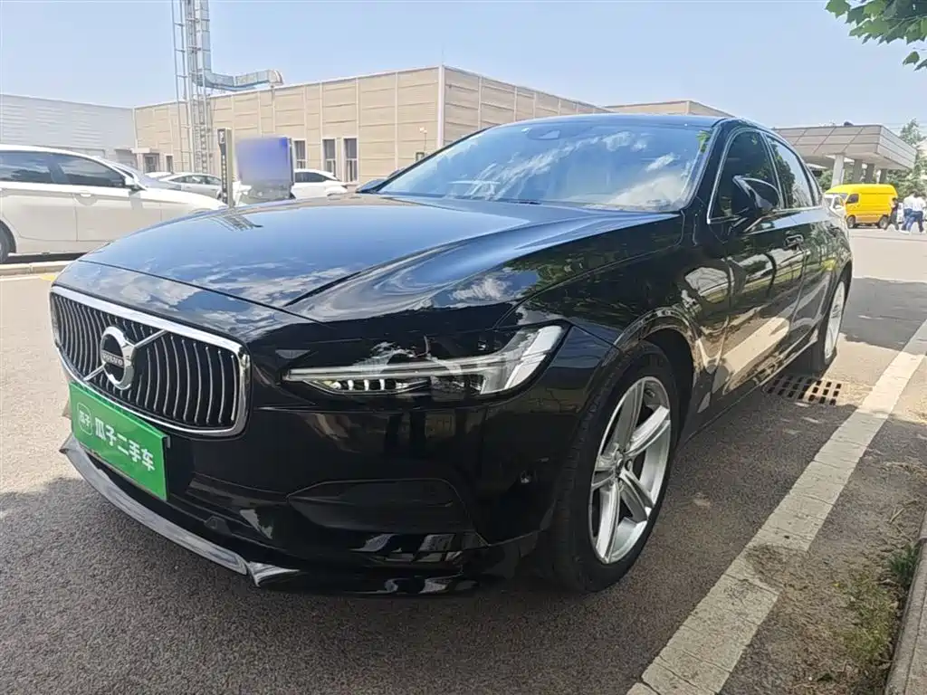 Volvo S90 2018