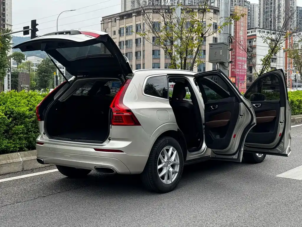 Volvo XC60 — миниатюра 26