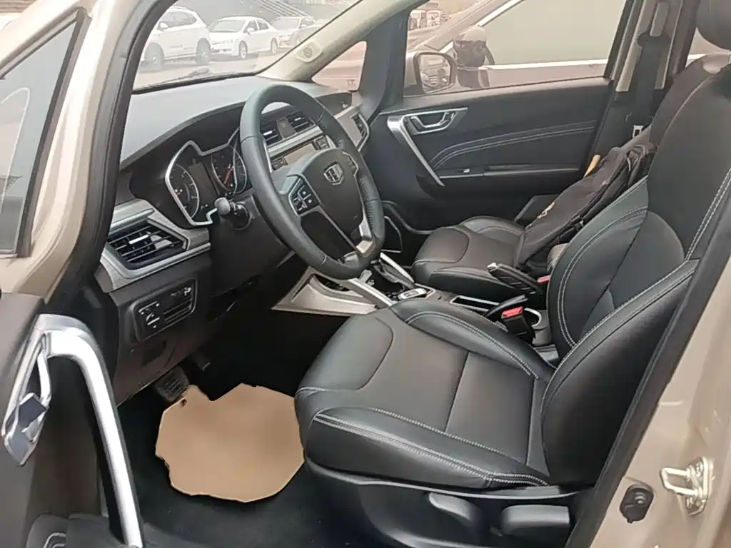 Geely Vision X3 — миниатюра 15