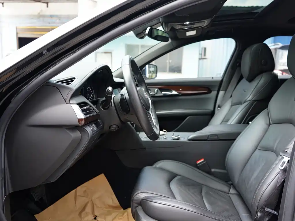 Cadillac CT6 — миниатюра 4