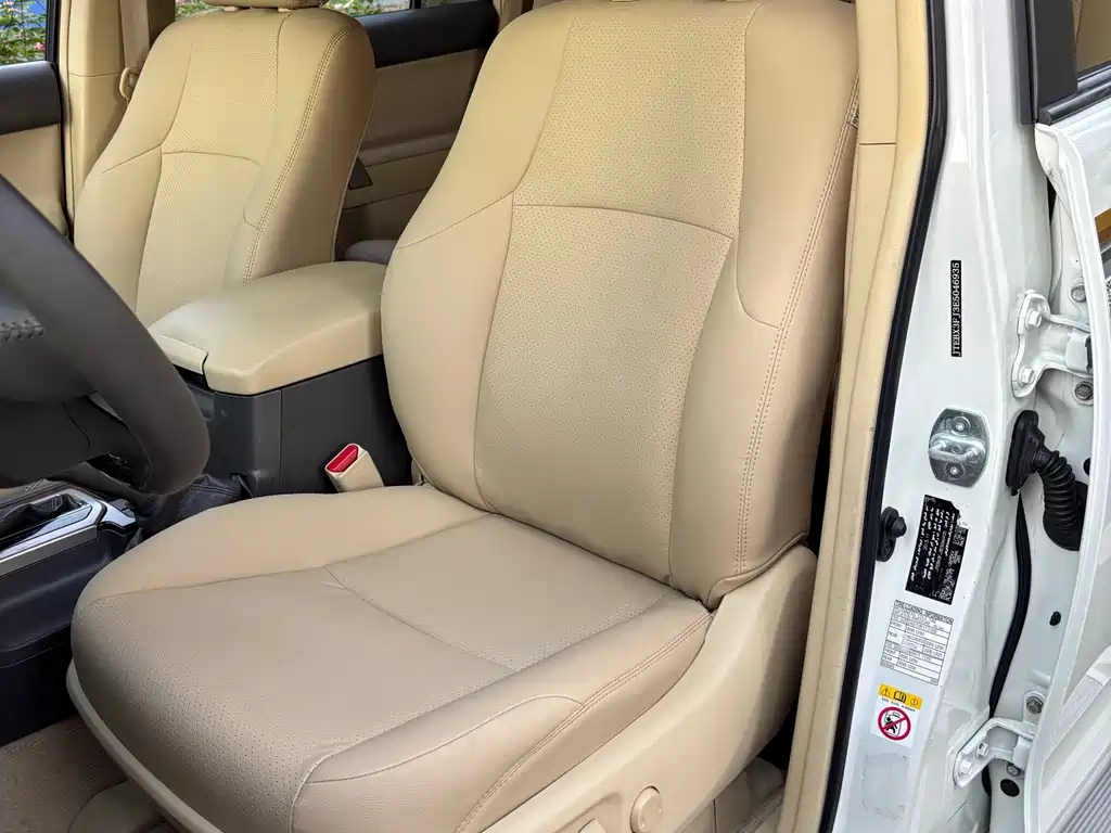 Toyota Prado (Import) — миниатюра 7