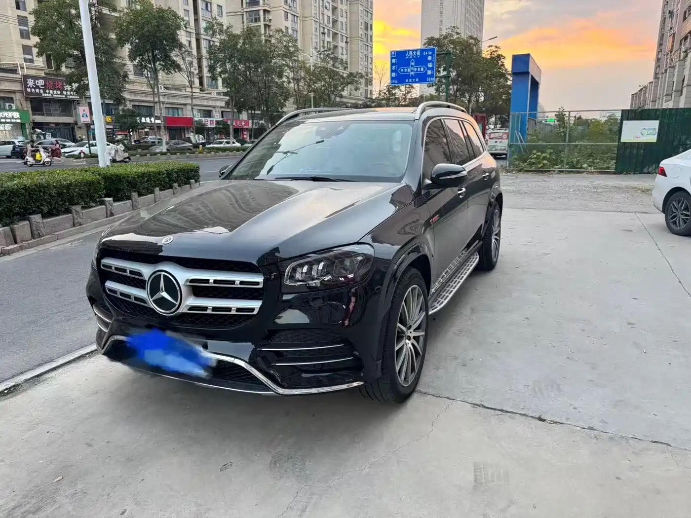 Mercedes-Benz GLS