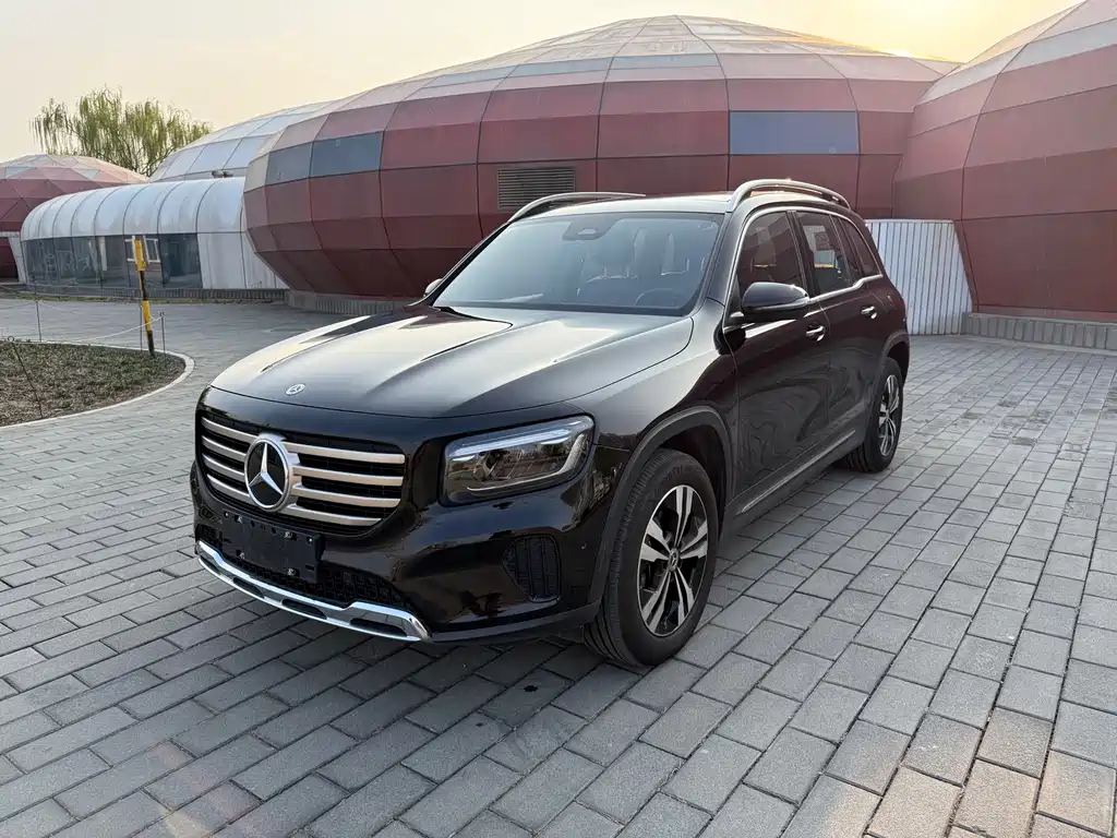 Mercedes-Benz GLB 2024
