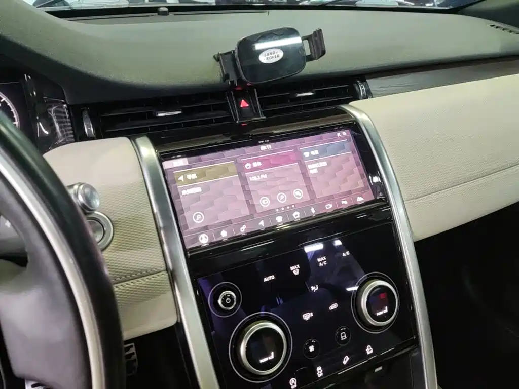 Land Rover Discovery Sport — миниатюра 13