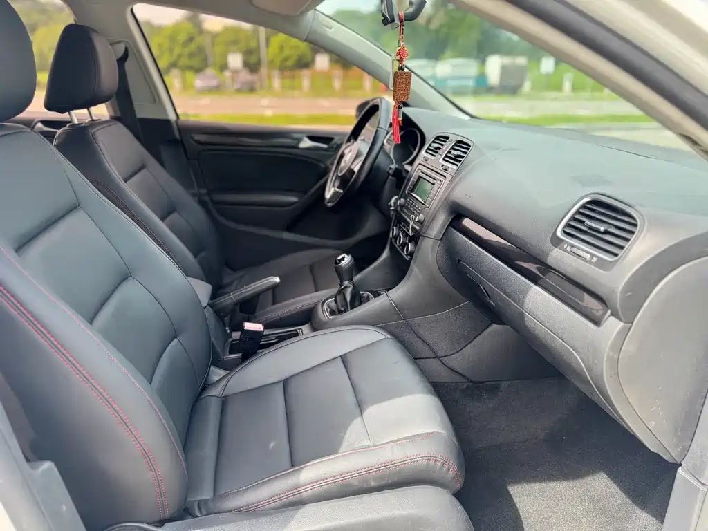 Volkswagen Golf — миниатюра 8