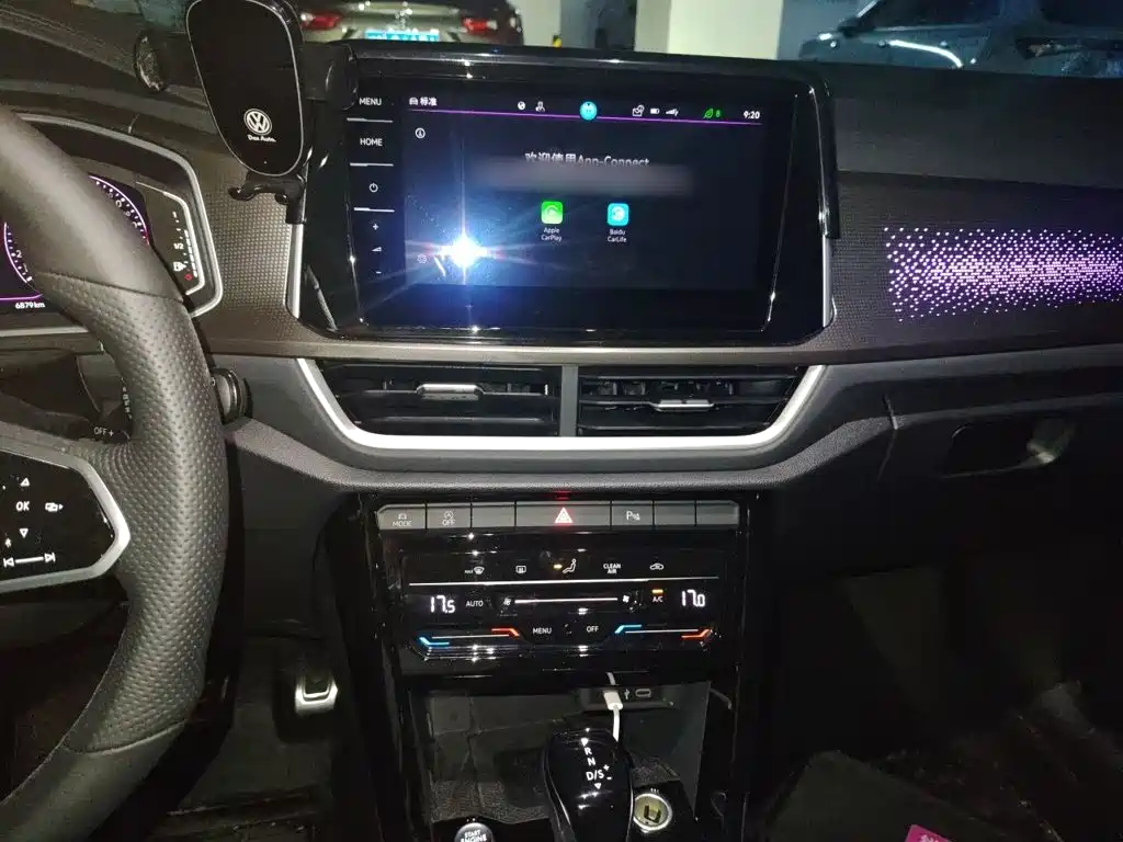 Volkswagen T-Roc — миниатюра 6