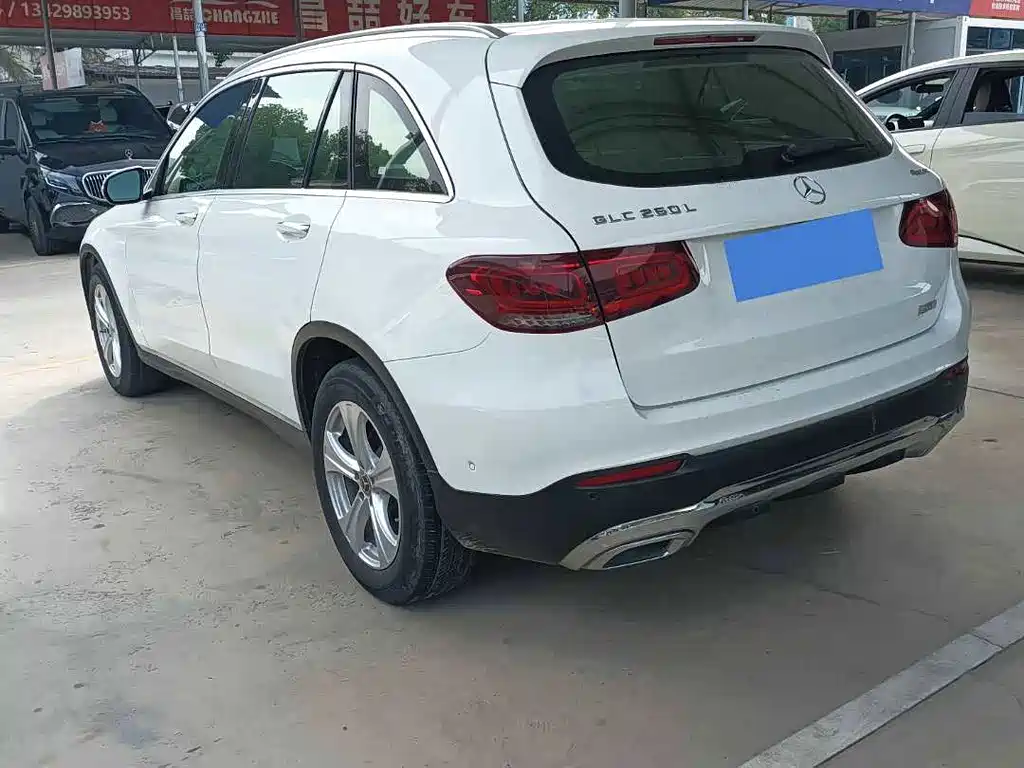 Mercedes-Benz GLC — миниатюра 10
