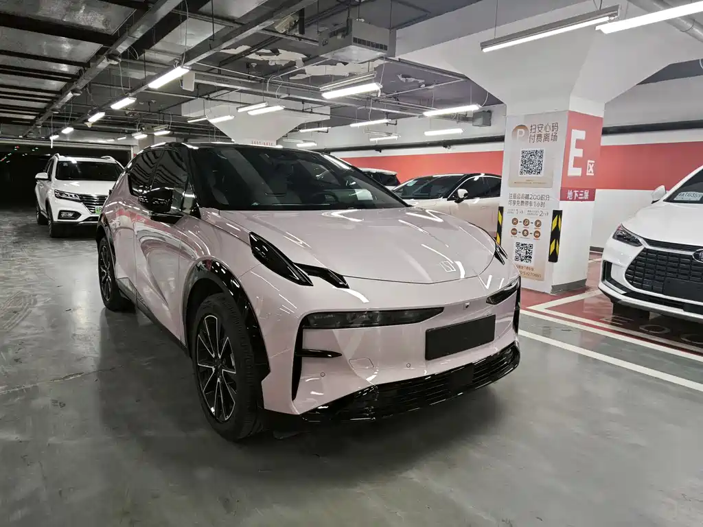 Zeekr X 2025 мест