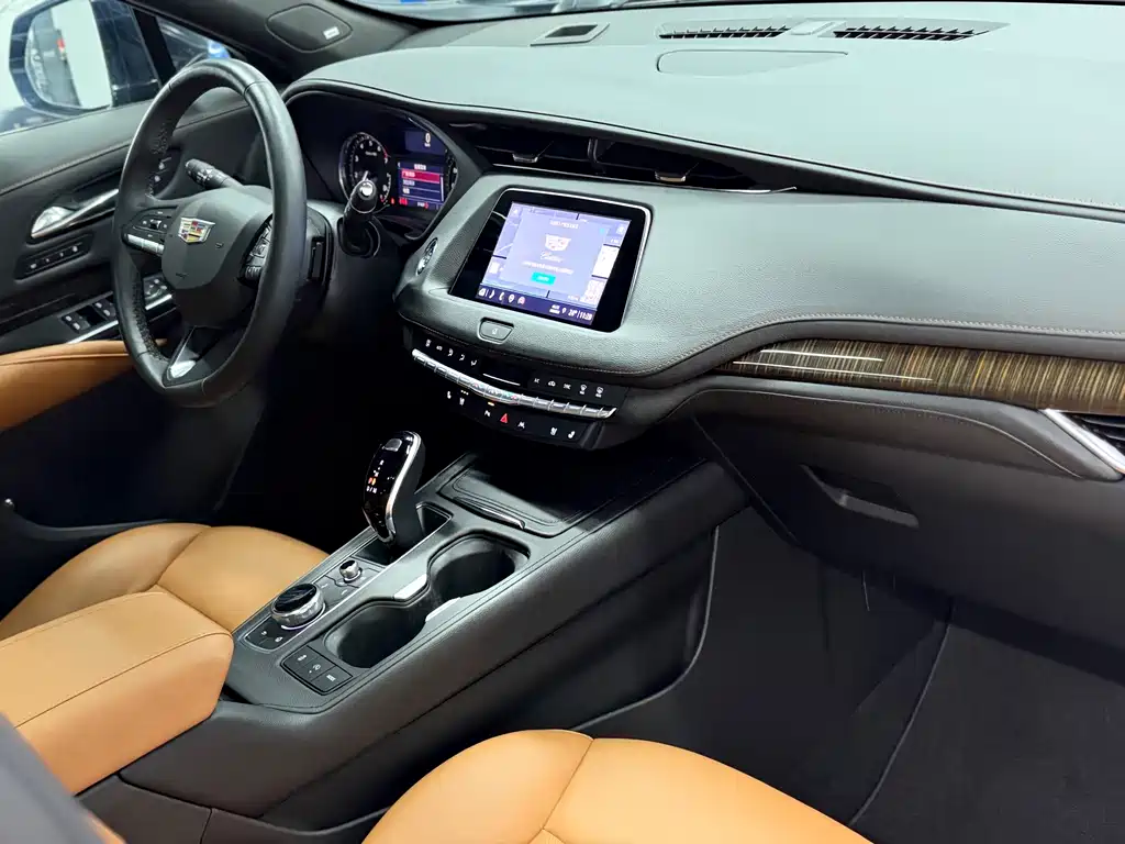 Cadillac XT4 — миниатюра 18