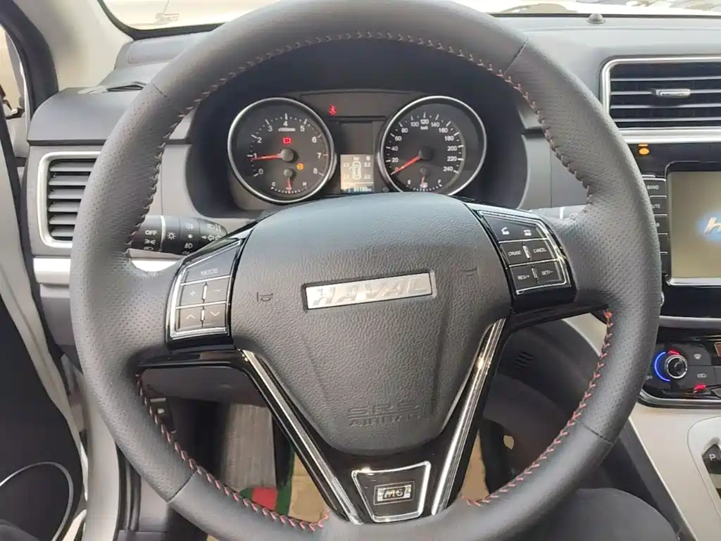 Haval M6 — миниатюра 11