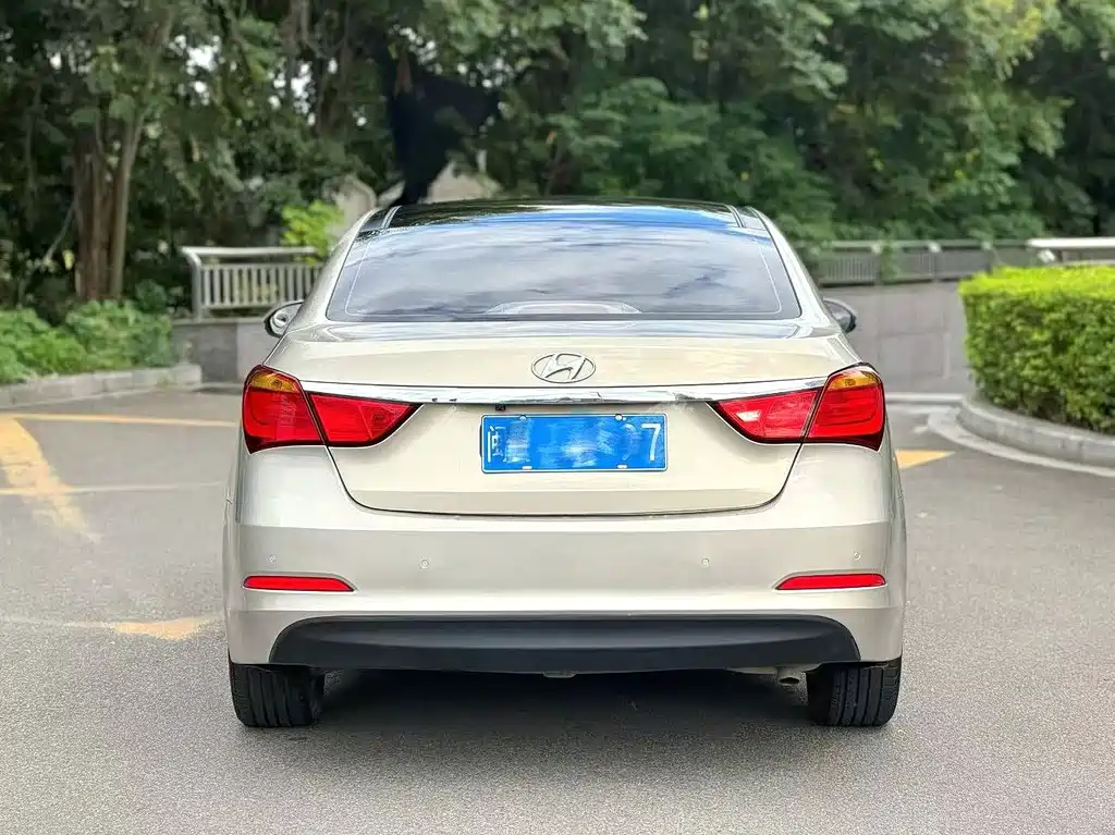 Hyundai Mistra — миниатюра 4