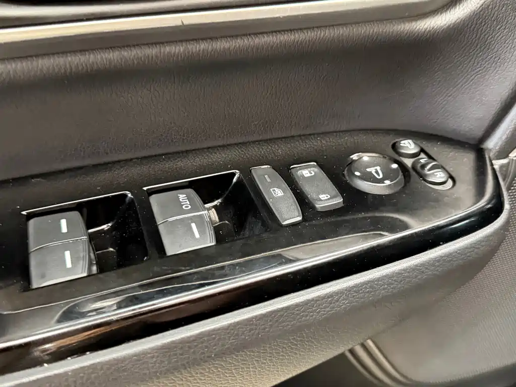 Honda CR-V — миниатюра 6