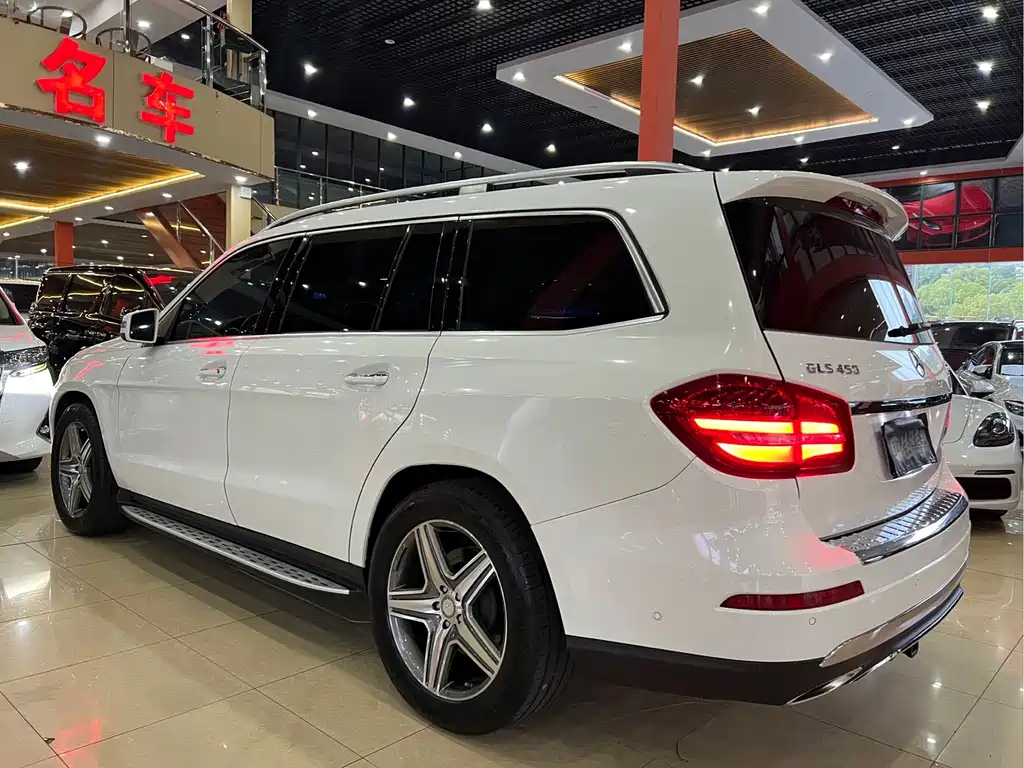 Mercedes-Benz GLS — миниатюра 6
